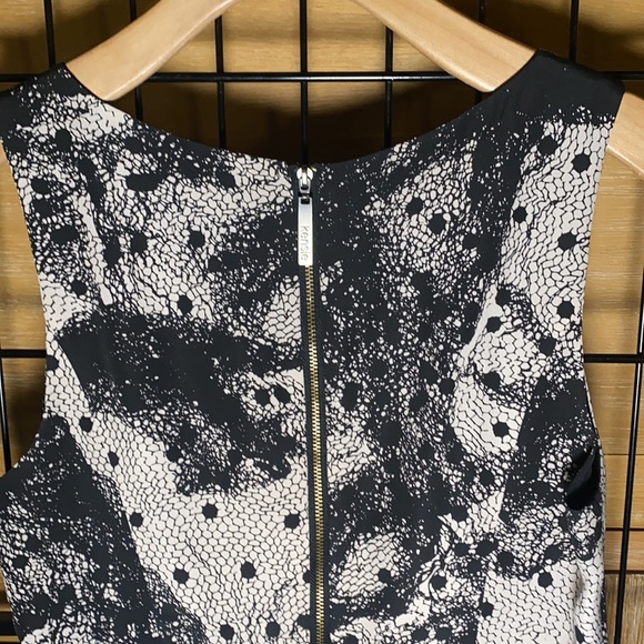 KENSIE Ruffle Accented A-line Dress - Picture 3 of 7